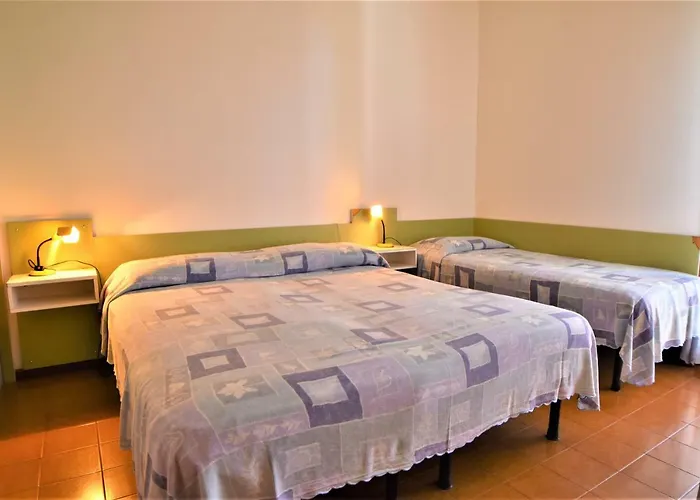 Апартаменти Villaggio Anna