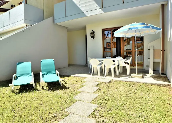 Villaggio Anna Бібіоне